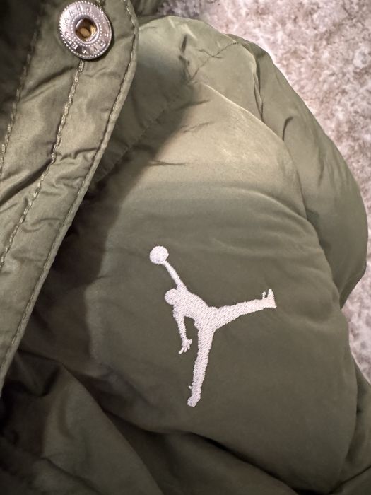 Пуховик Jordan куртка