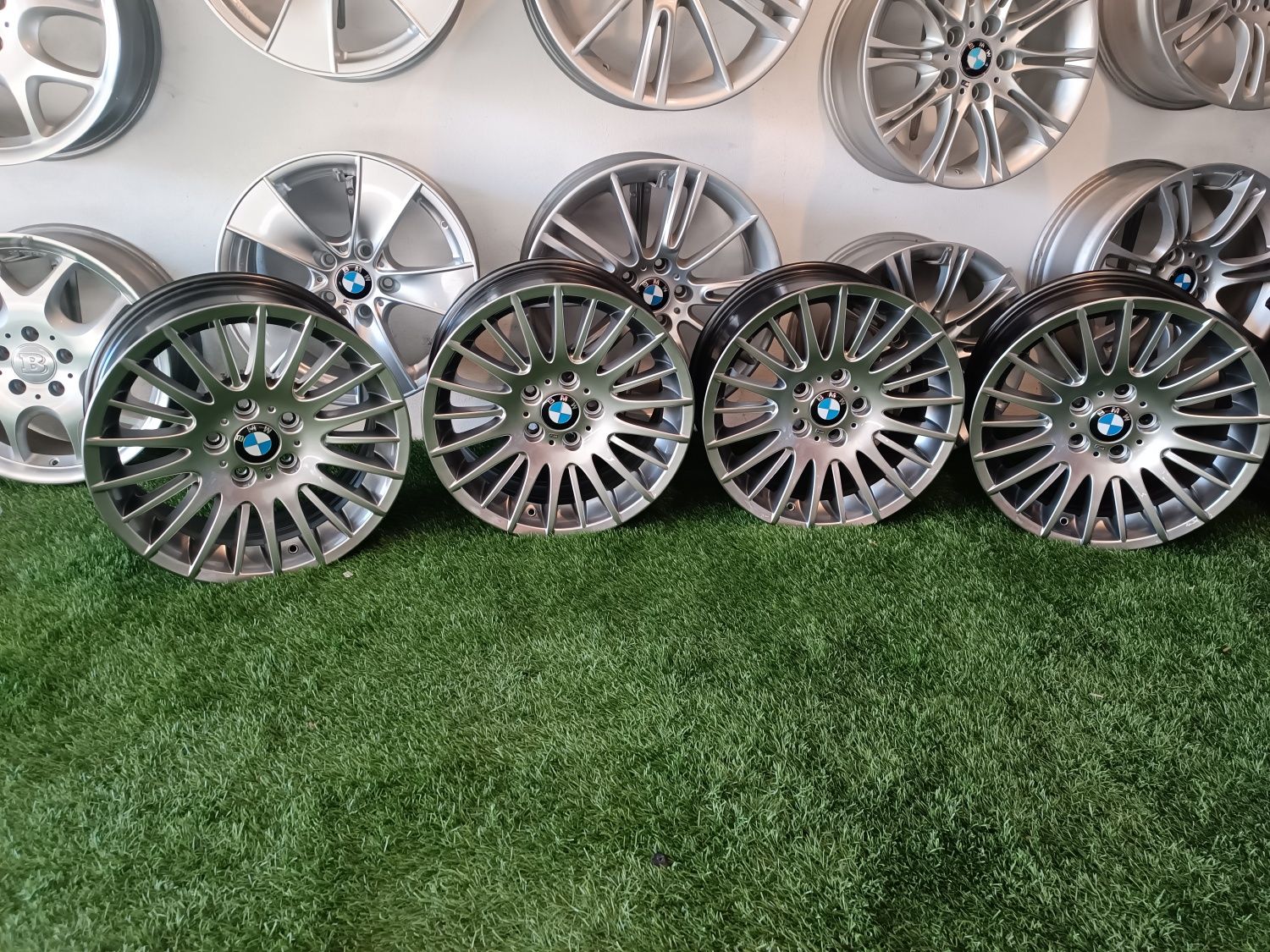 Jantes 17 Bmw originais Style 160 pintura policromio completamente nov