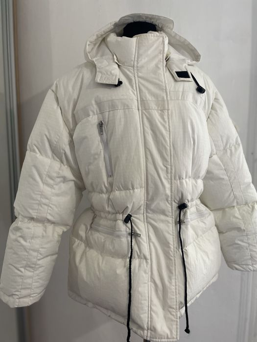 Зимовий пуховик з натуральним наповненням- пух