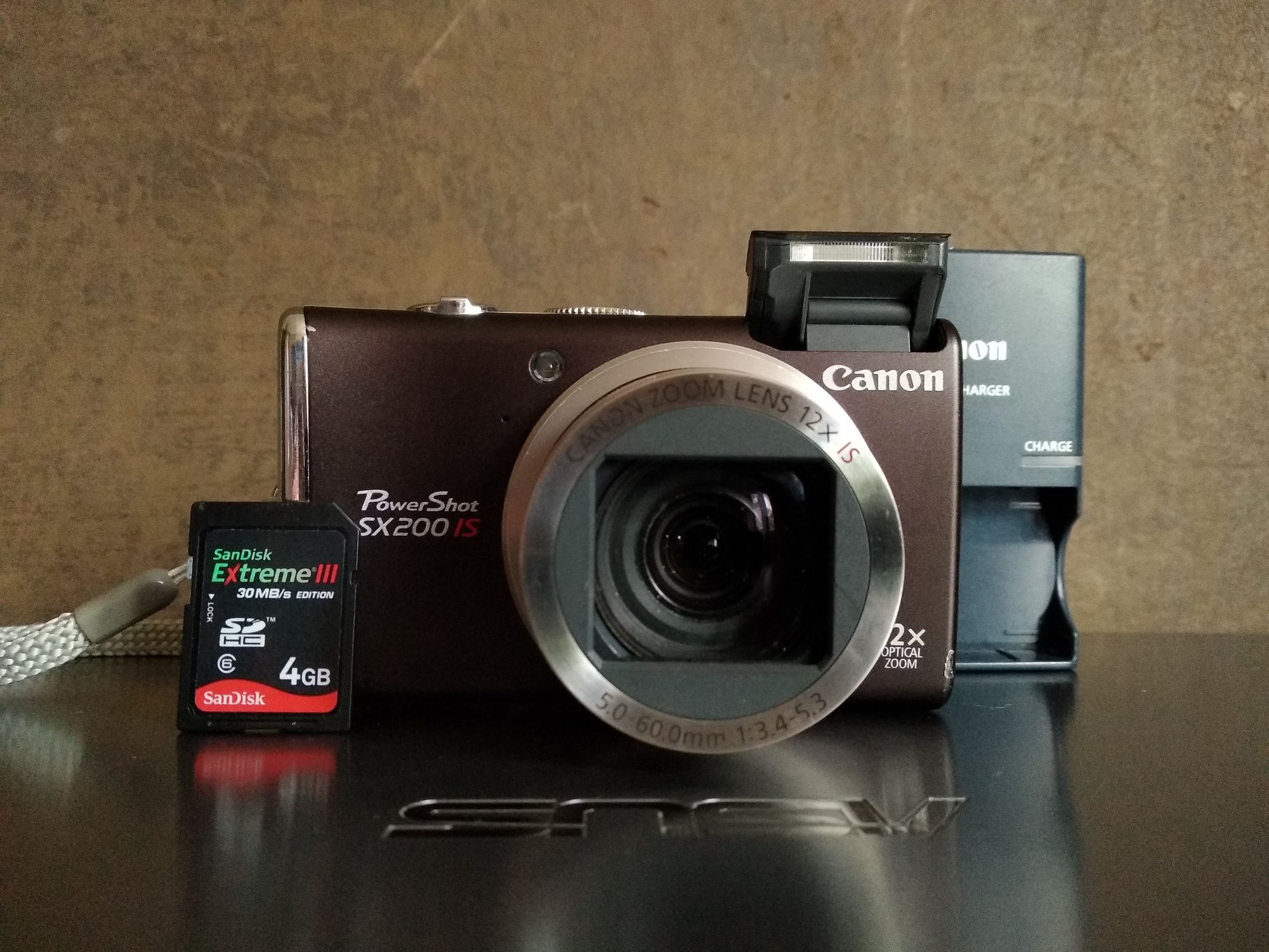 Must have CANON Pawer Shot SX200IS 12.1 Mp . Одна з кращих від Canon