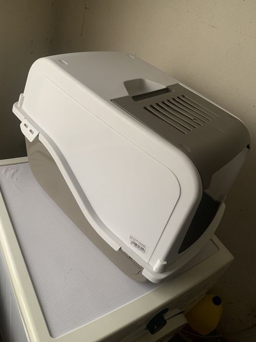 Caixa areia gato usada