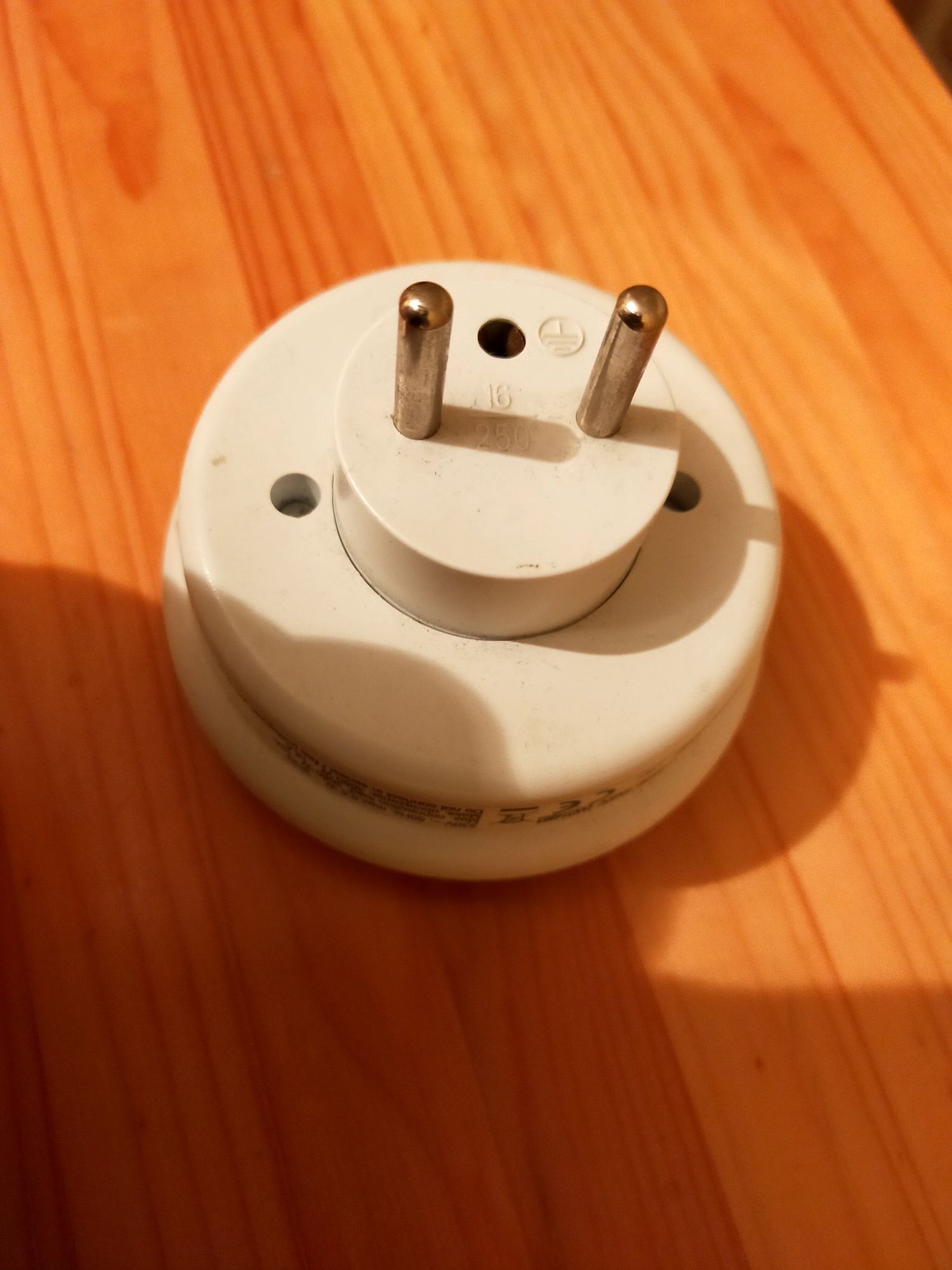 Lampka do gniazdka