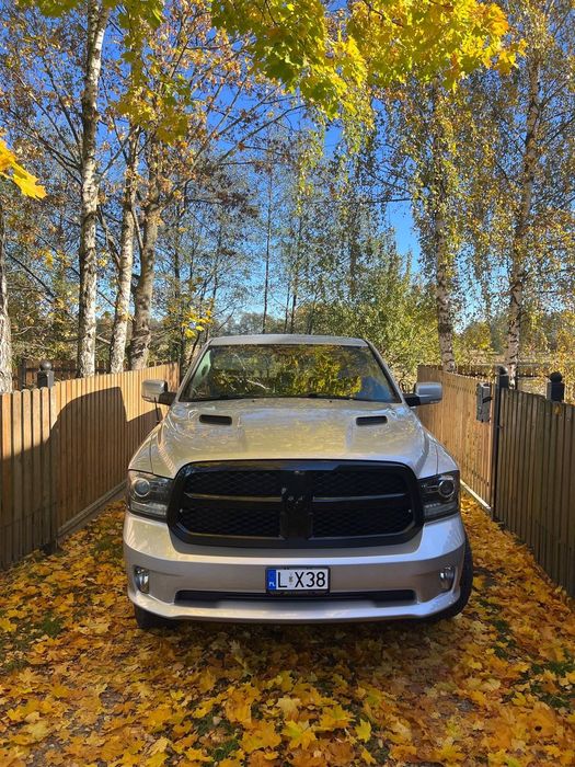 RAM 1500 Dodge Ram Sport  5,7 Hemi 2017