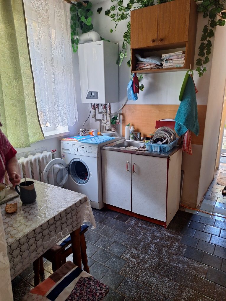Продаж частини будинку центральна частина міста