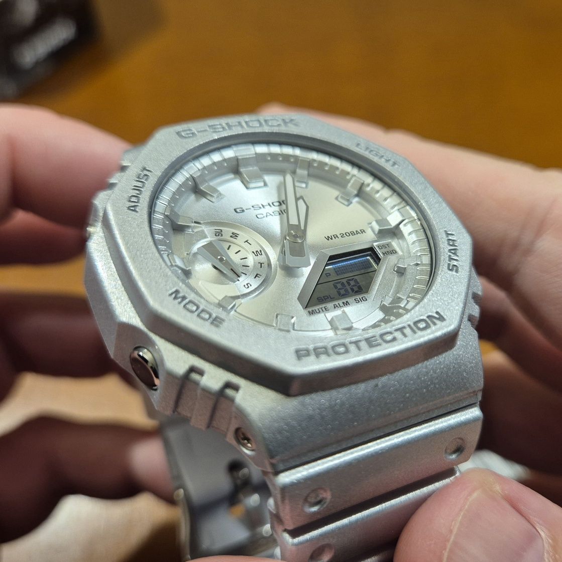 Nowy Casio G-Shock GA-2100FF-8AER gwarancja 3 lata