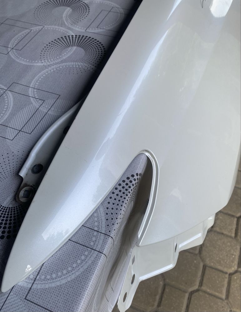 Lewy Błotnik Przód Toyota Auris II LIFT HYBRID 2015 - 2018