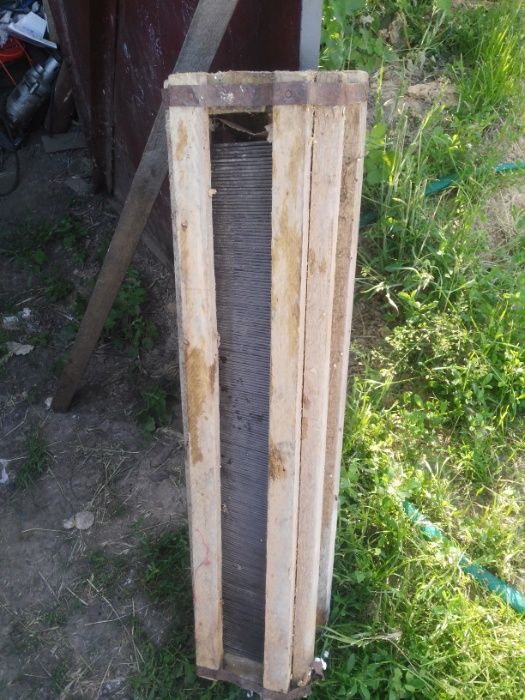 продам ящик нової глянцевої плитки з візерунком