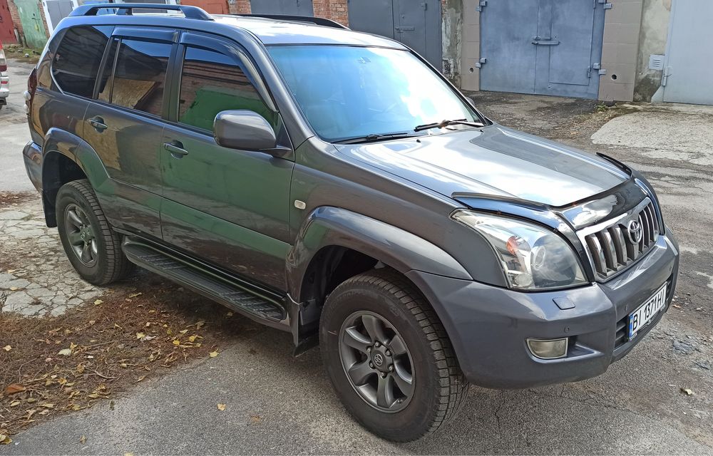 Toyota Land Cruiser Prado 120 2008 года