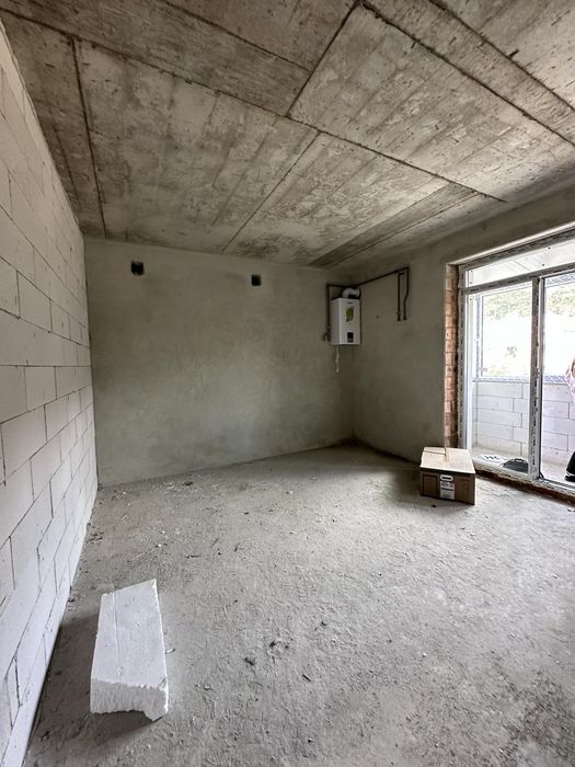 Продаж двохкімнатної квартири з правом власності у новобудові