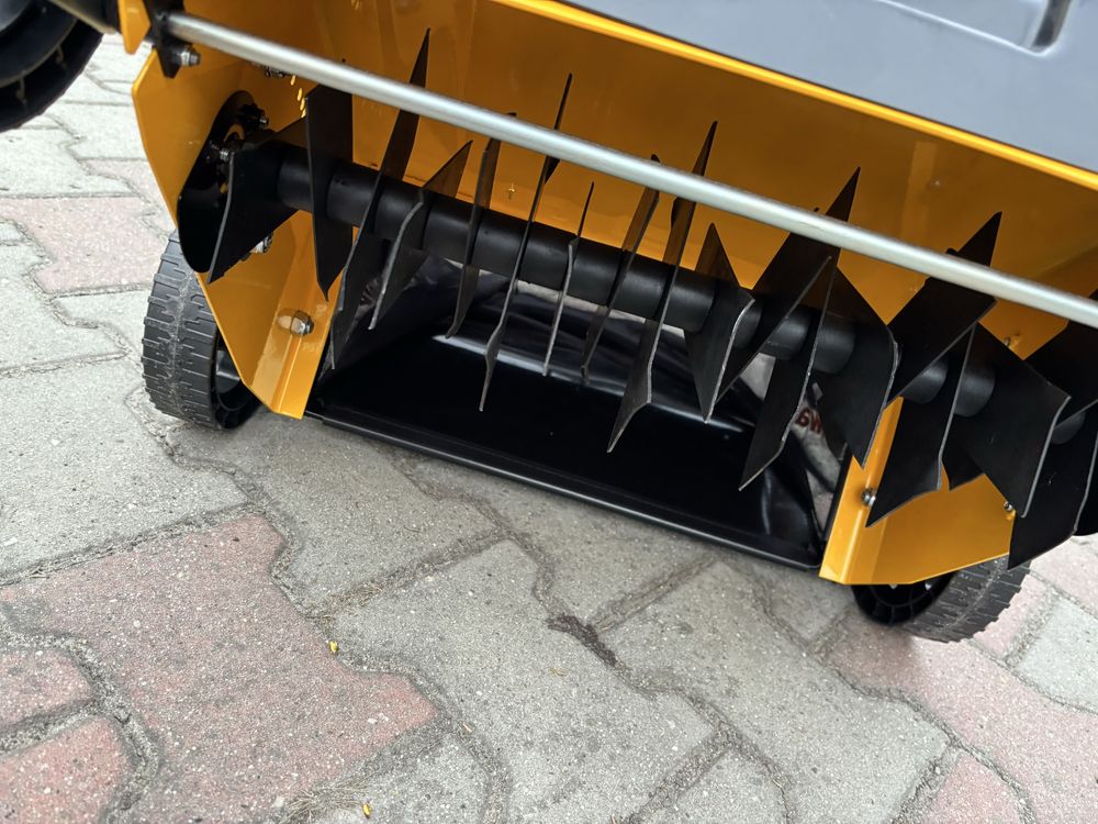 Wertykulator / Areator spalinowy marki Riwall