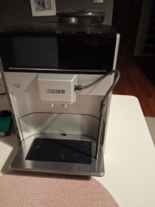 Expres do kawy Siemens  eq6 plus s300