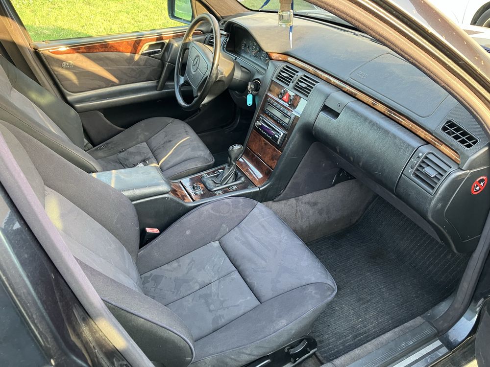 Mercedes E200 W210 okular