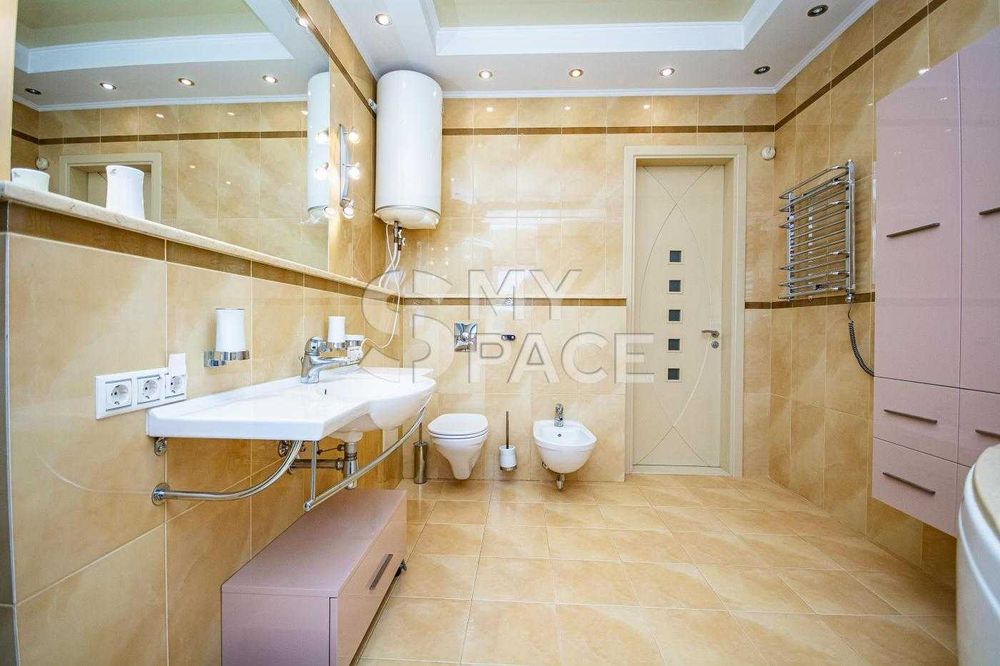 4к. з терасою 253м2 Володимирська Тарасівська Саксаганського Центр