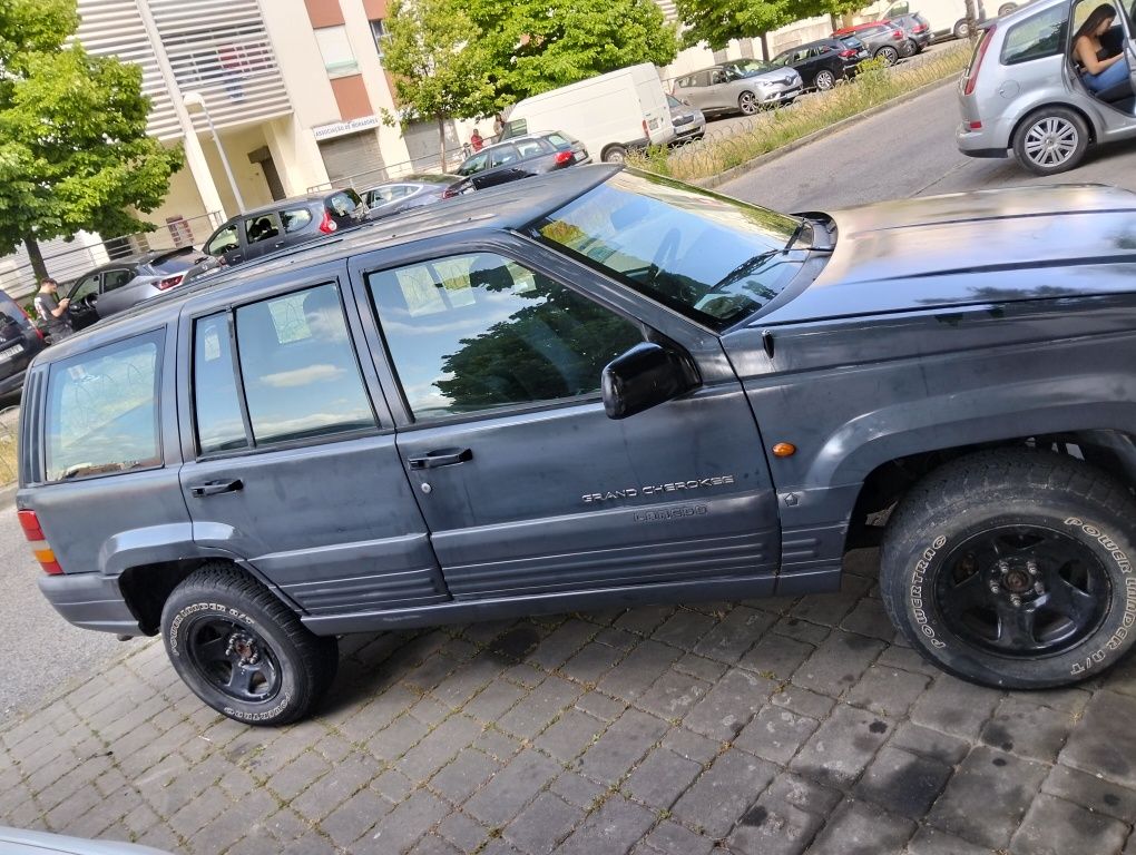 Vendo jeep grande cherokes  2500