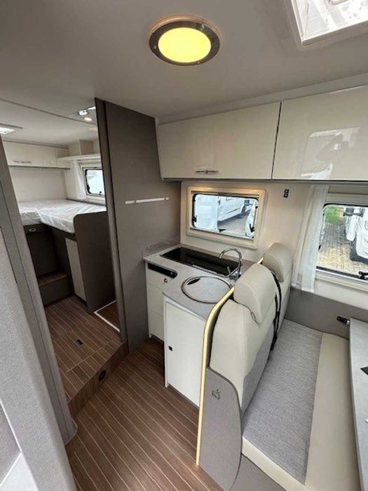 Kamper  Etrusco T 7.3 SF 2025 HYMER ADRIA XCAMP  AUTOMAT