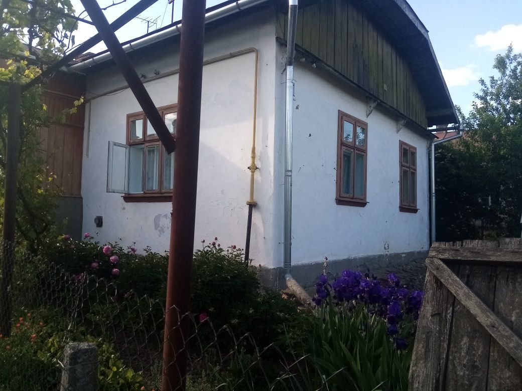 Продається добротній будинок в селі Більшівці