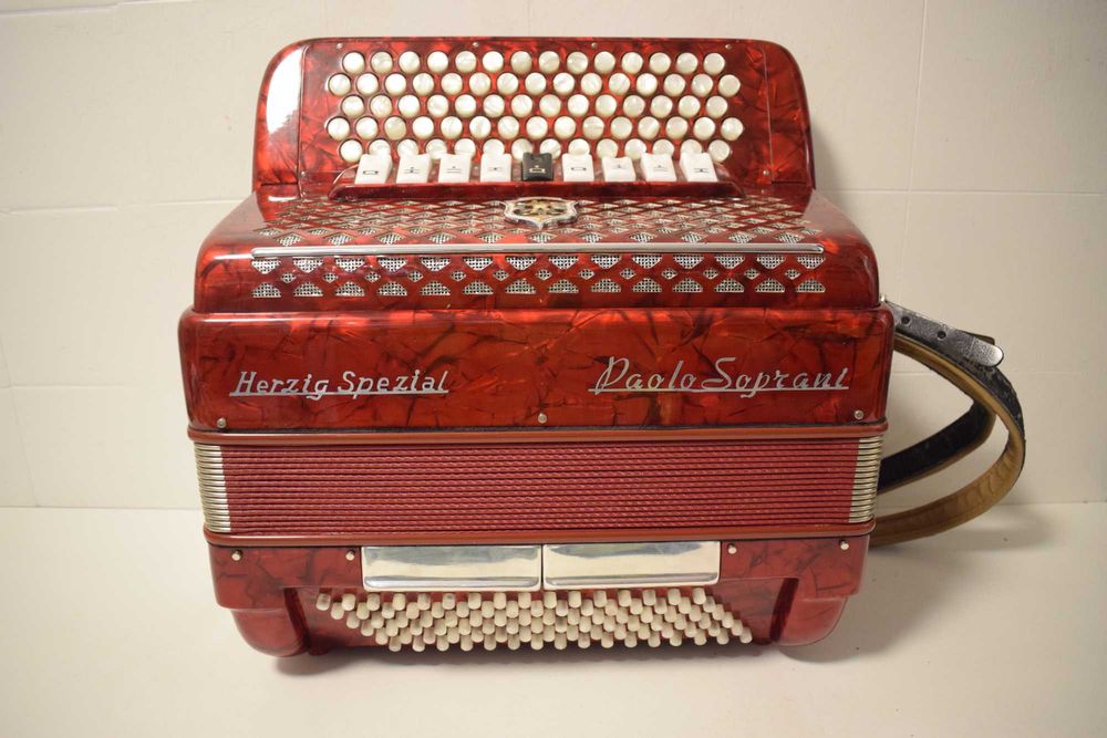 Acordeao Paolo Soprani Especial 3 voz. N 197