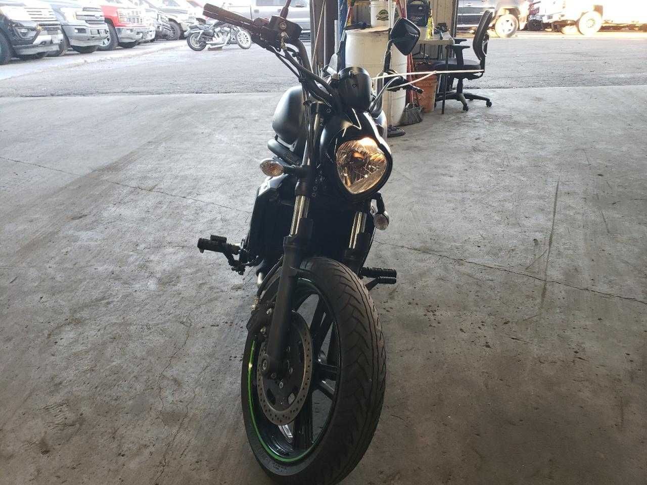 Kawasaki EN650 C 2023