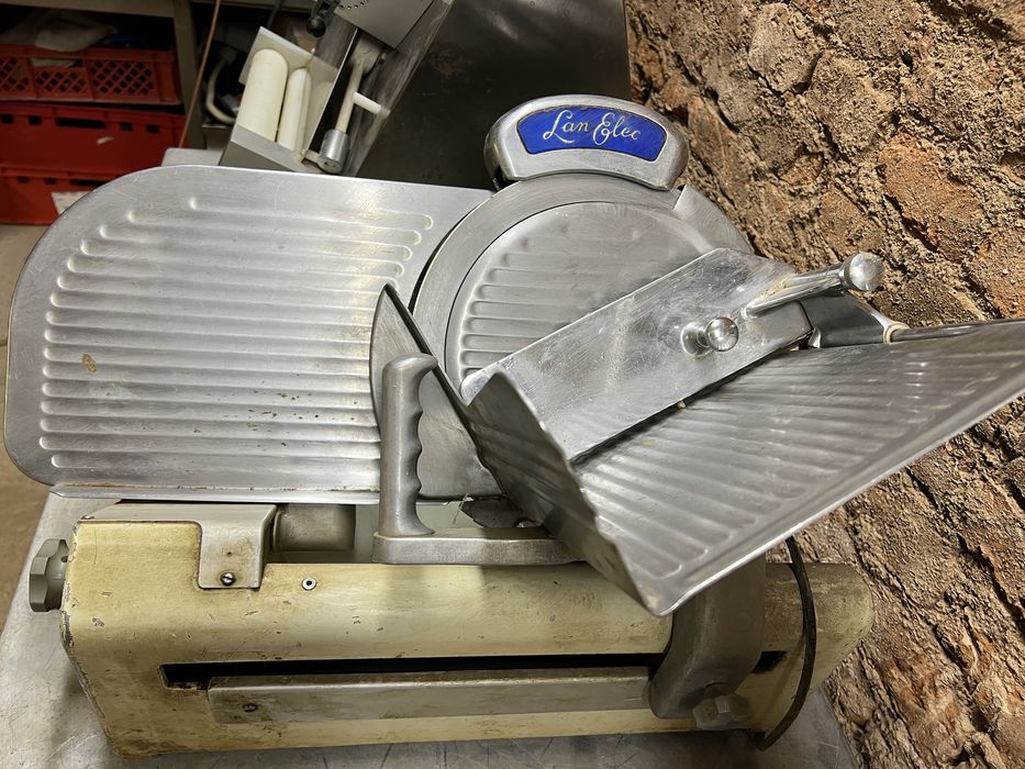 Profesjonalna kralanica do wedlin i serow firmy Lan Elec