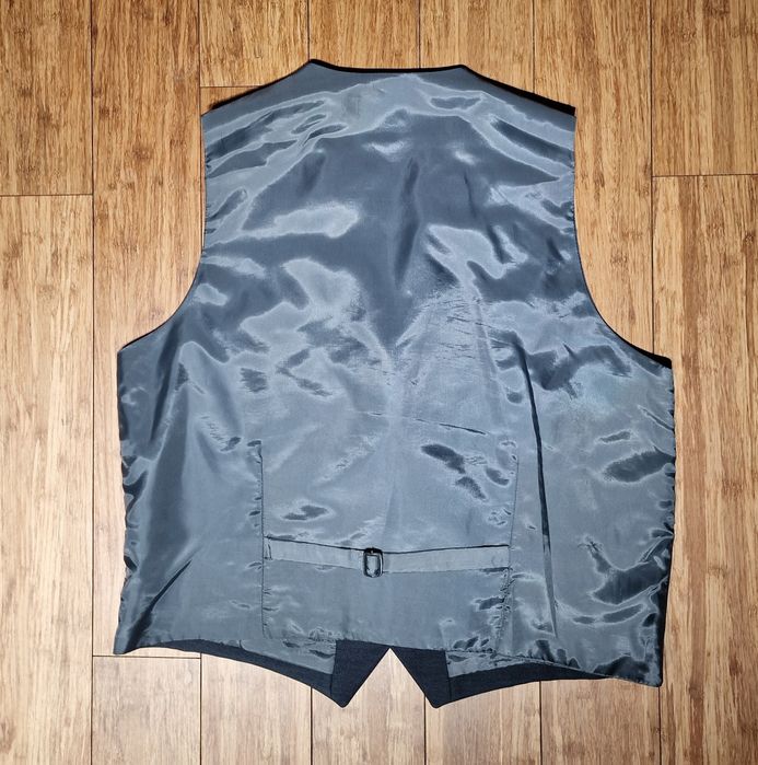 Garnitur granatowy jednolity