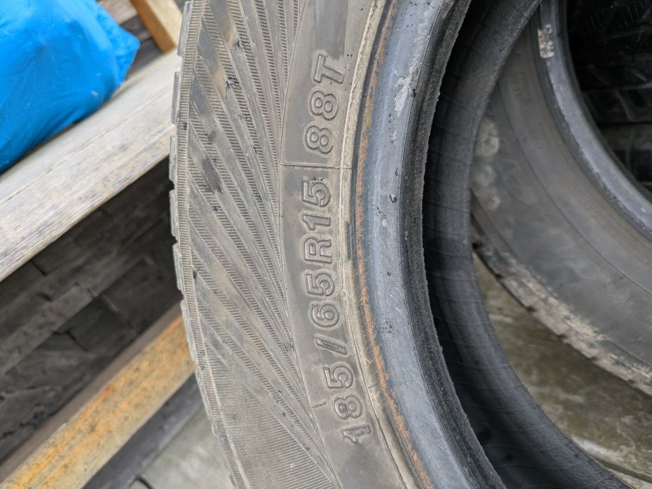 Opony Yokohama 185/65 R15, zimowe używane