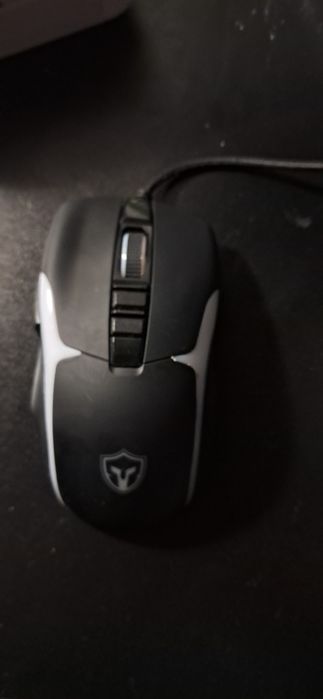 Myszka gamingowa