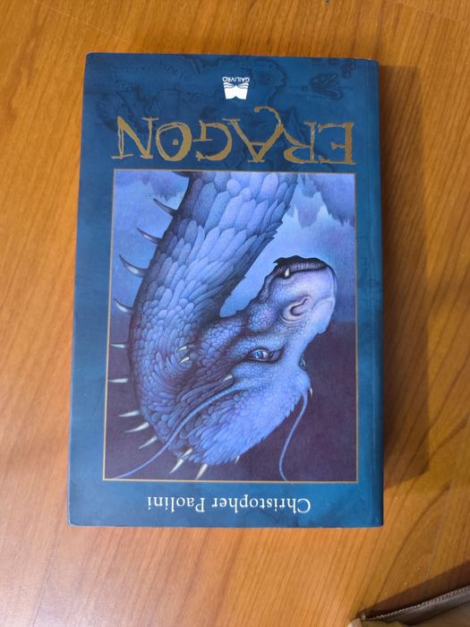 Livro Eragon de Christopher Paolini