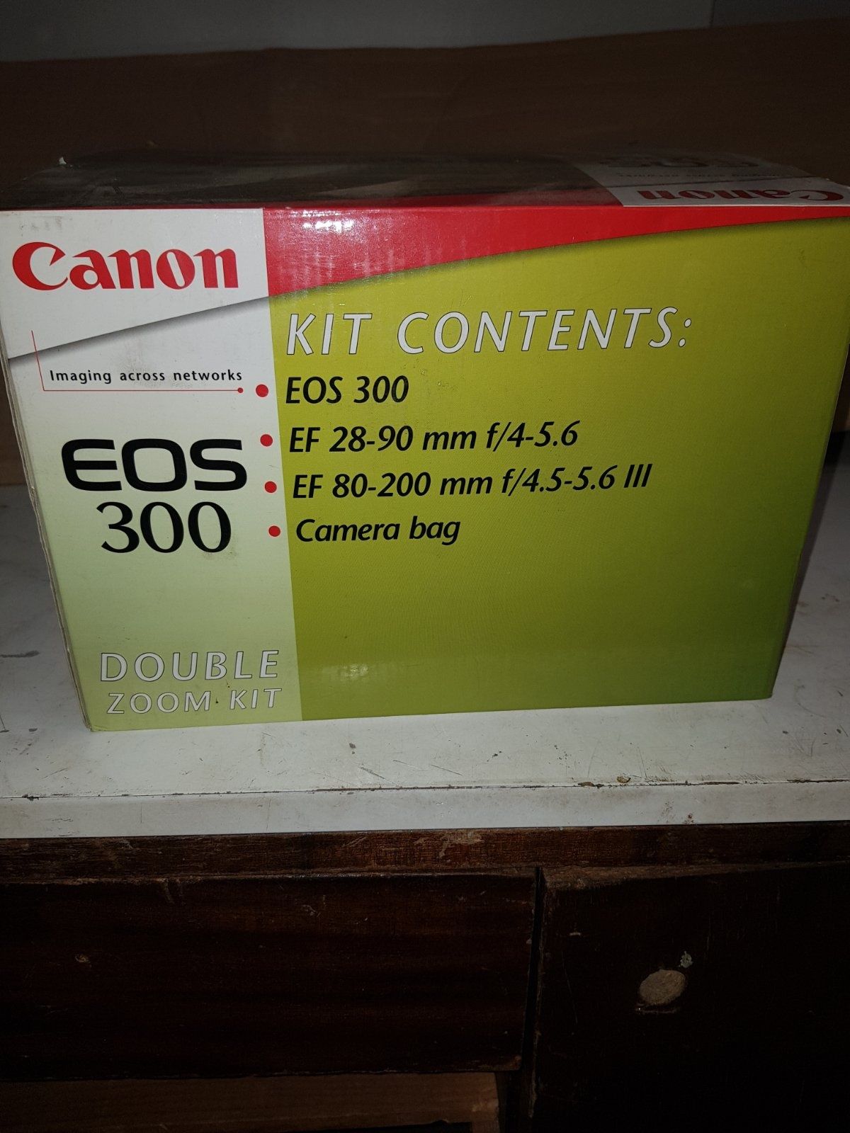 Фотоапарат Canon EOS 300