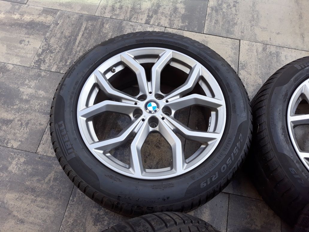 Oryginalne koła zimowe 19 BMW X3 G01 Pirelli 245/50 R19