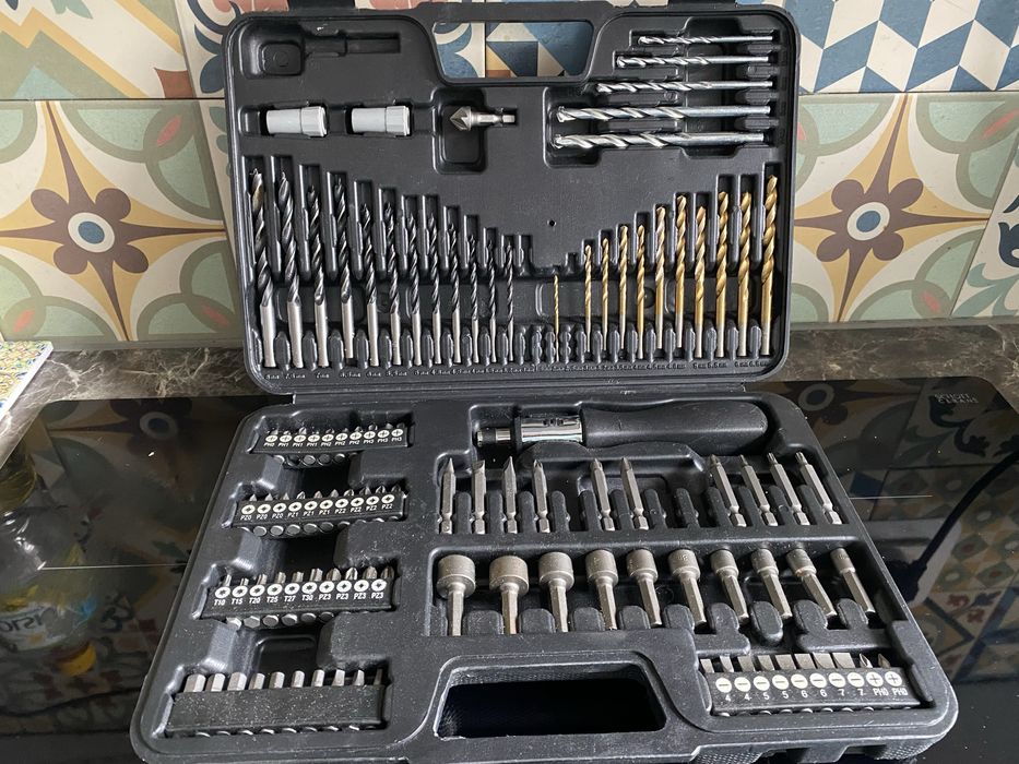 Zestaw śrubokręnt bitów wietreł uzywany