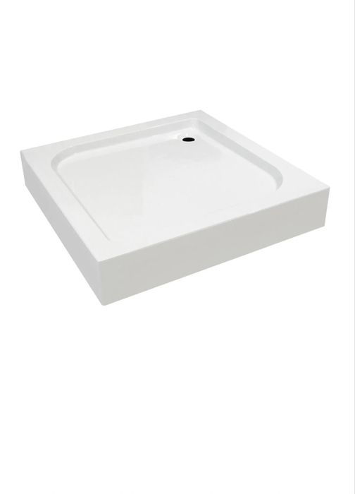 Nowy brodzik w kartonie