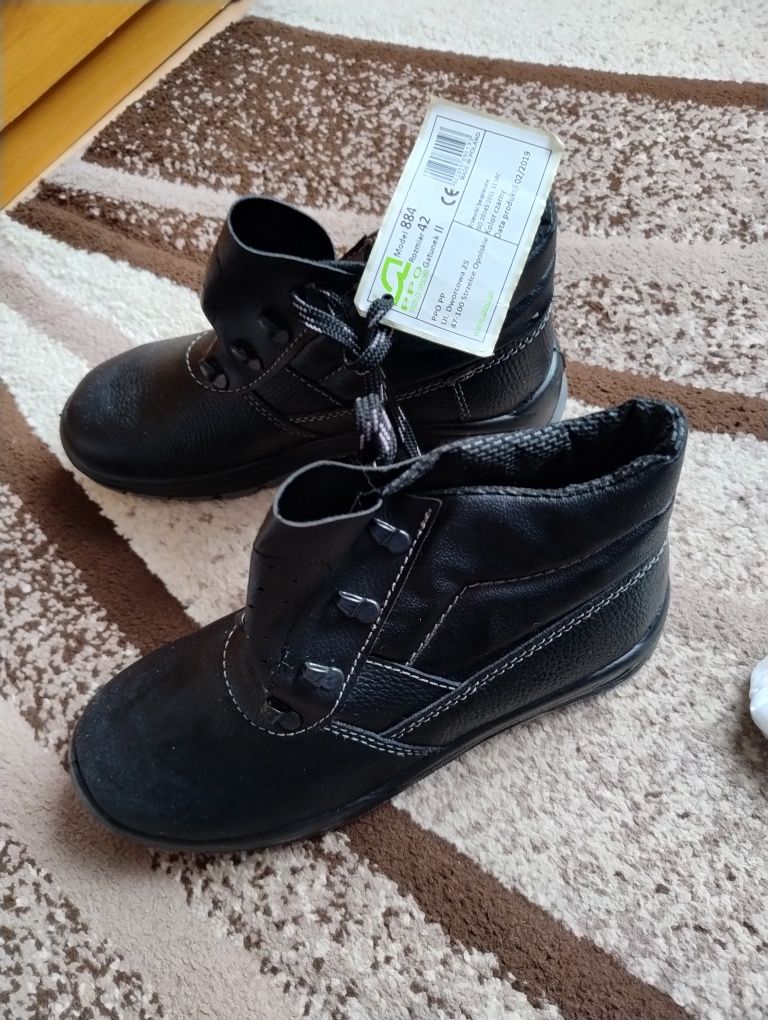 Buty robocze męskie 42 nowe