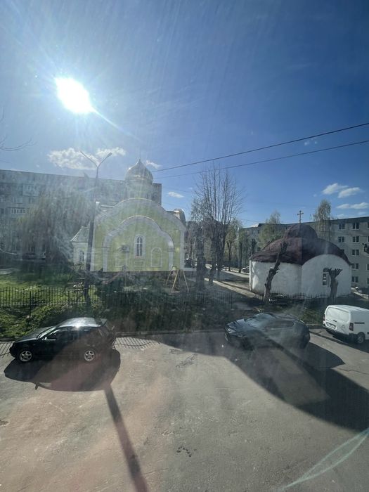 Продаж 2к на Івасюка (ринок, СШ #2, центр)!