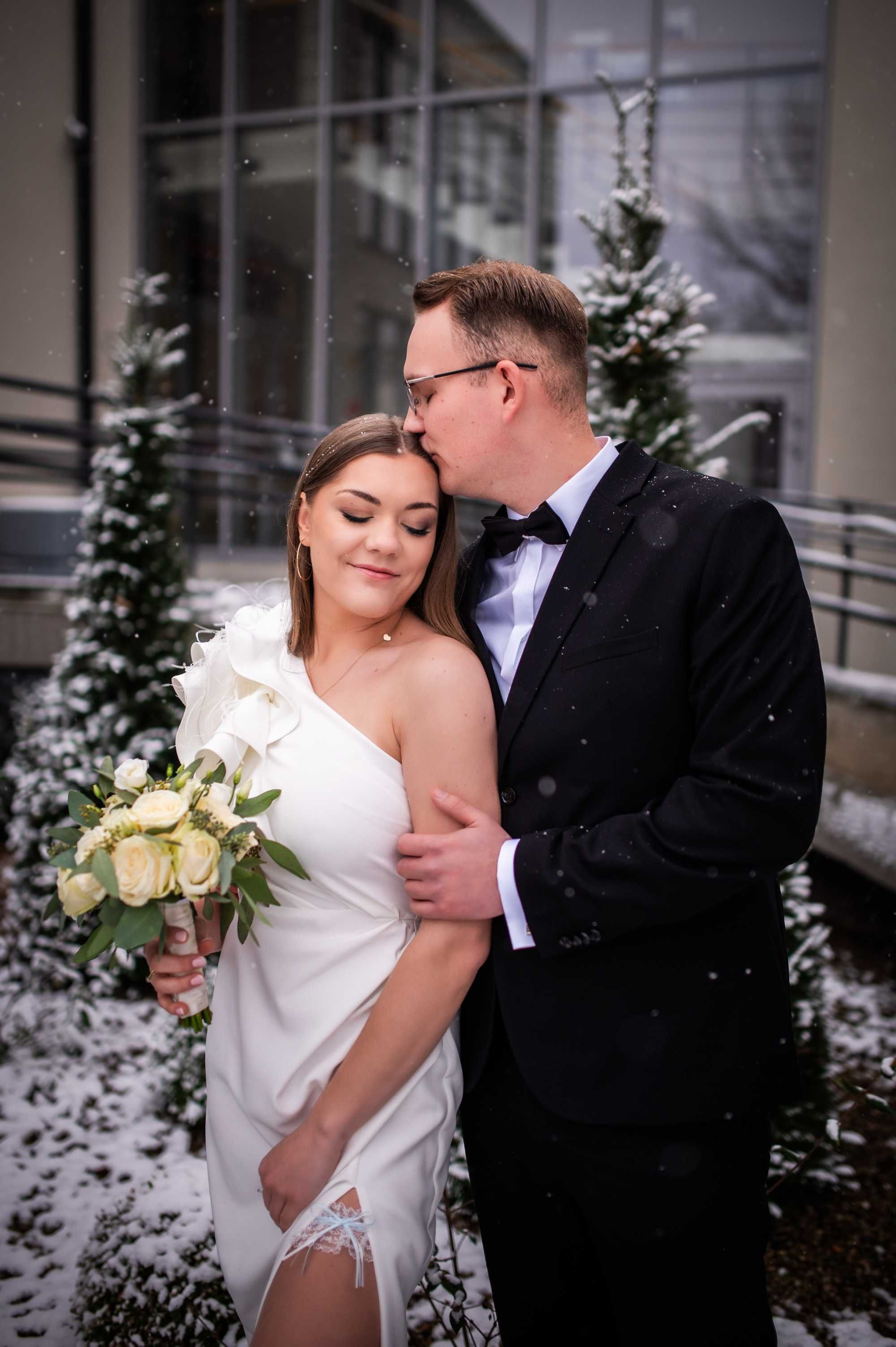 Fotograf na ślub / wesele / reportaż ślubny / sesja narzyczeńska