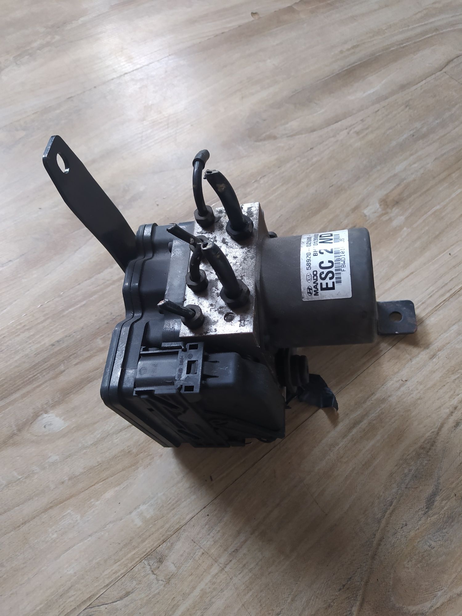 58920-0Z600 2wd elektronika