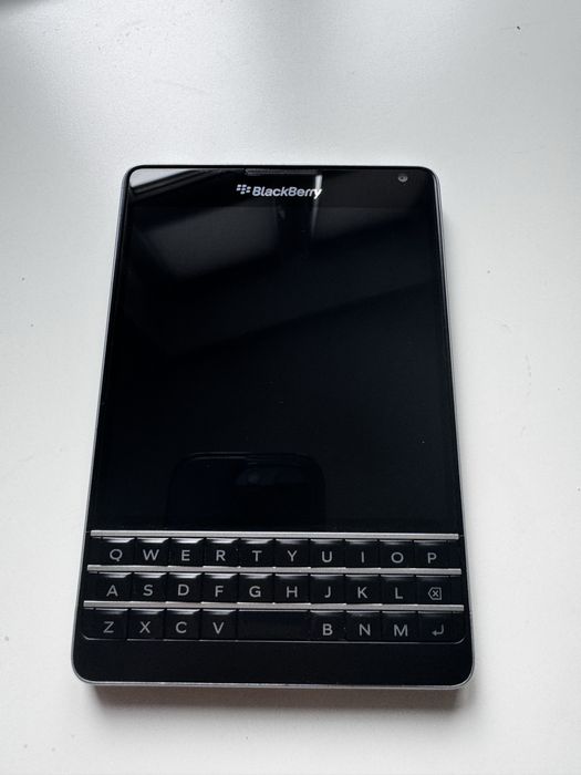 Blackberry Passport SQW100-3 V5 - Prototype (Unlocked)