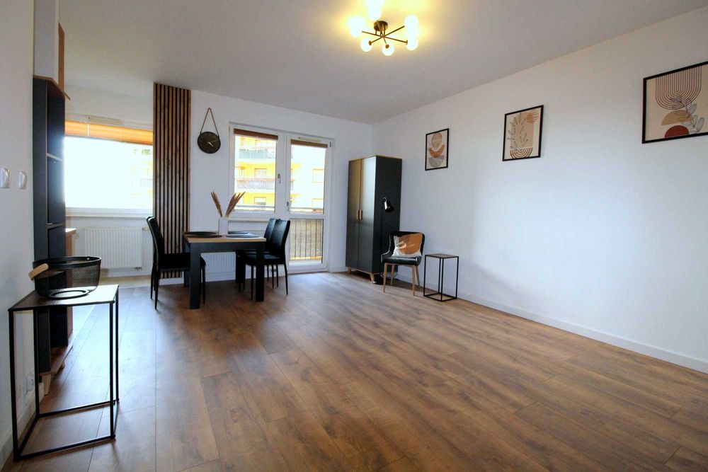 Wynajmę dużą kawalerkę typu studio, Ursynów, Metro