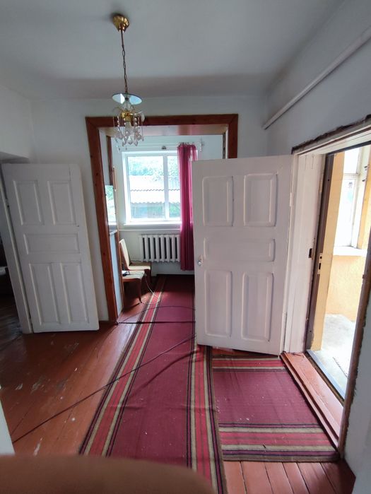 Продаж поруч з Франківськом житлового будинку 150 м2 та землі 39 сот