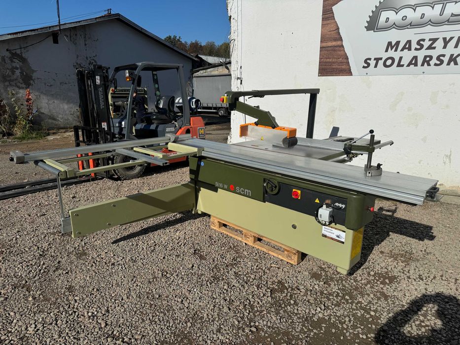 Piła formatowa pilarka do drewna SCM SI 16 W