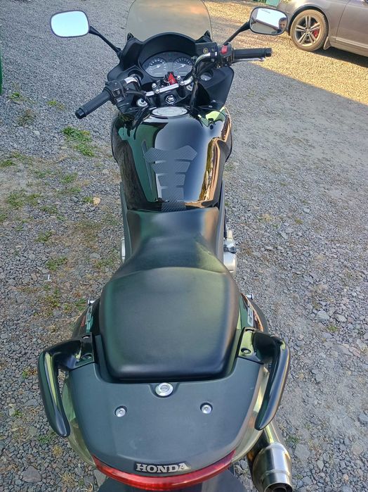 Продам HONDA CBF600SA ...