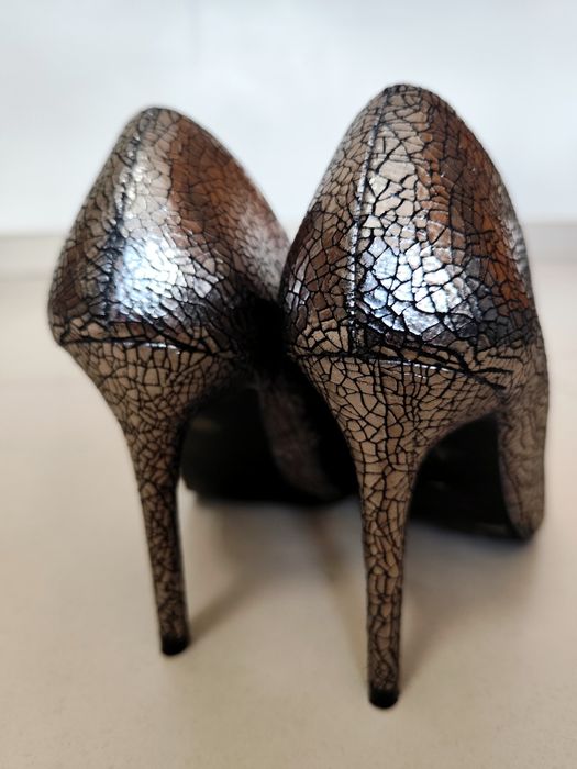 Sapatos prateados de salto alto - Atmosphere (Tam. 37)