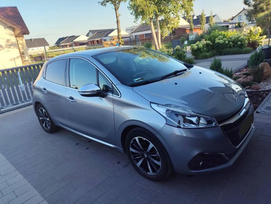 Peugeot 208 Peugeot 208_2018_AUTOMAT