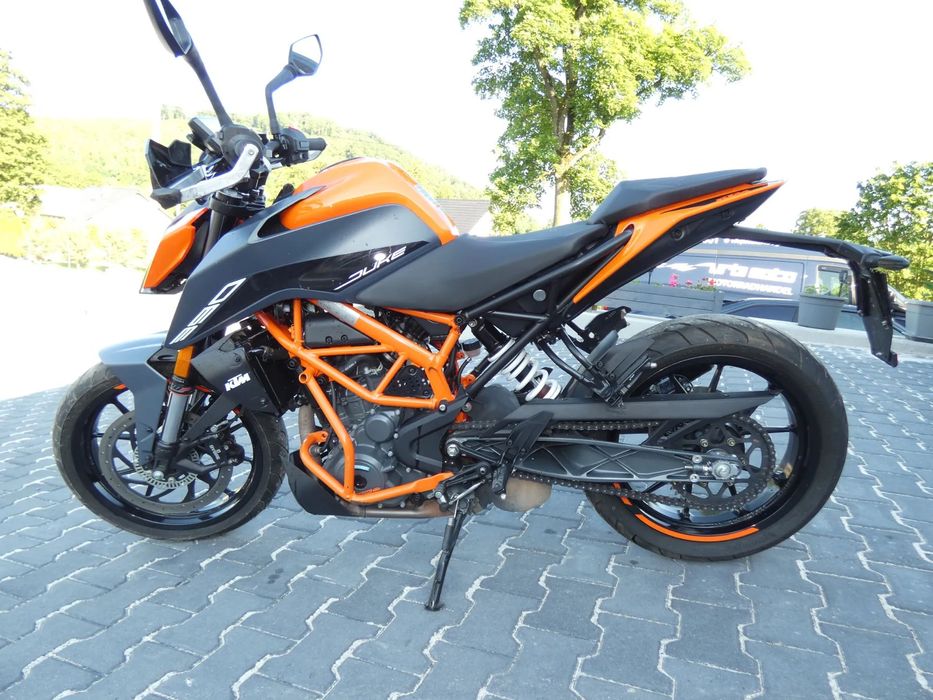 KTM Duke KTM DUKE 390. 1 Właściciel . Bezwypadkowy. Obniżony . Niski przebieg