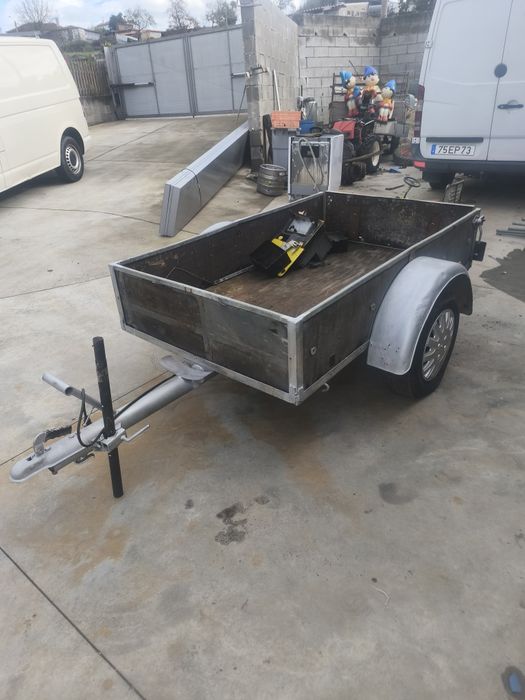 Reboque carga geral vendo ou troco