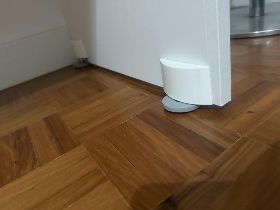 Mesa para tv sem marca