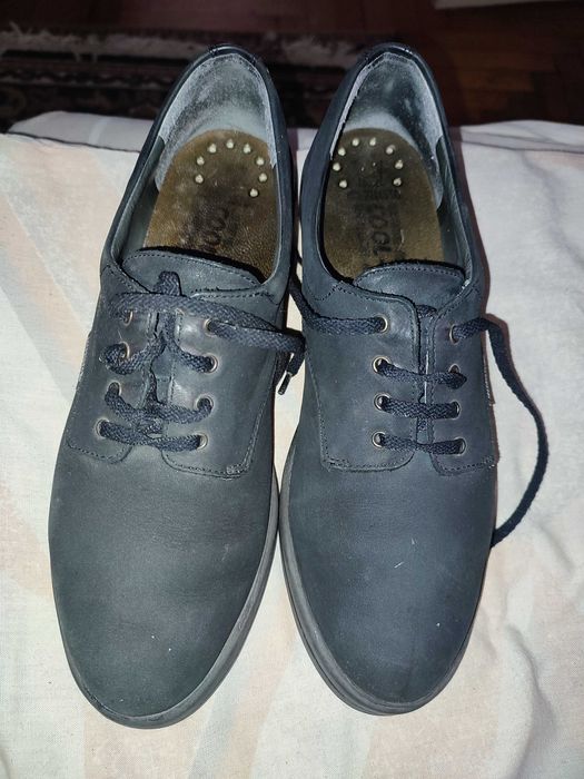 продам новые женские туфли