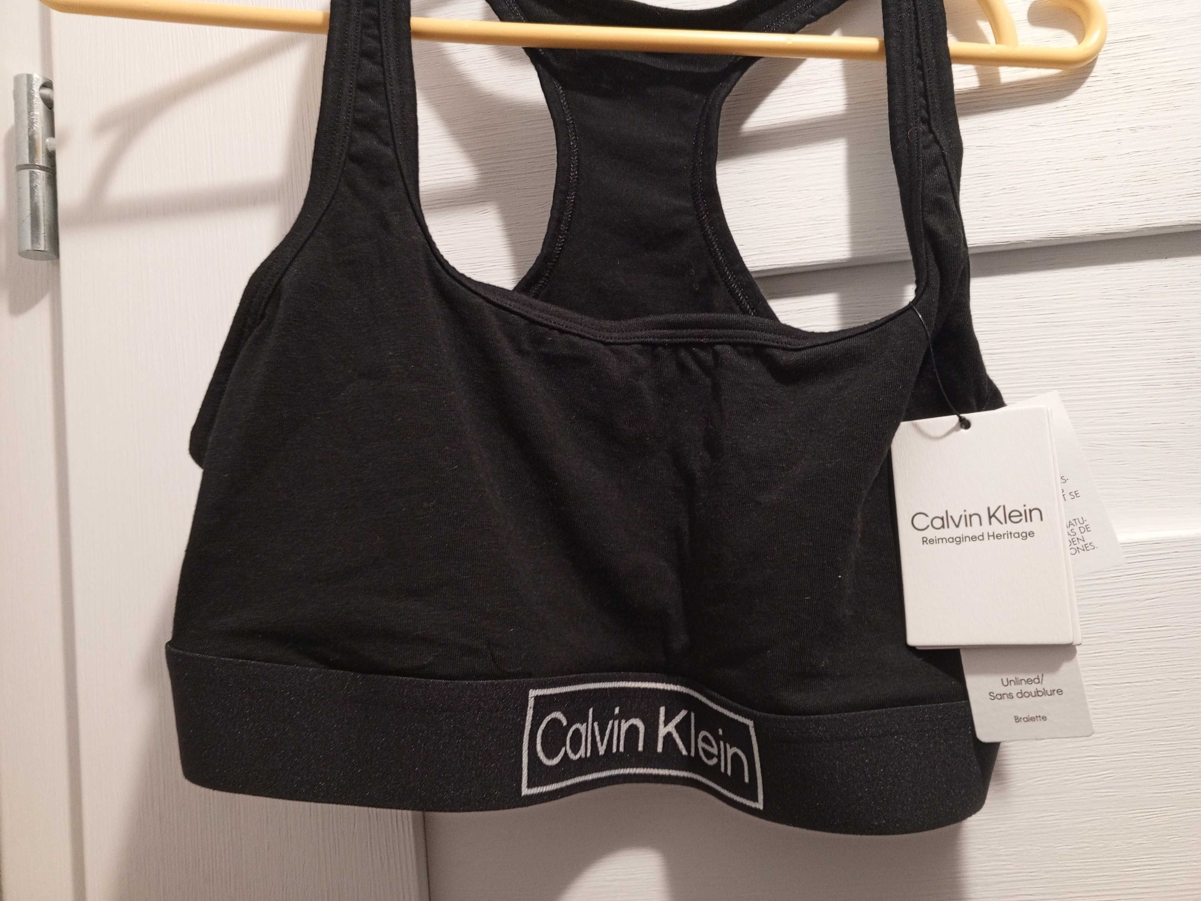 Top Calvin Klein roz L