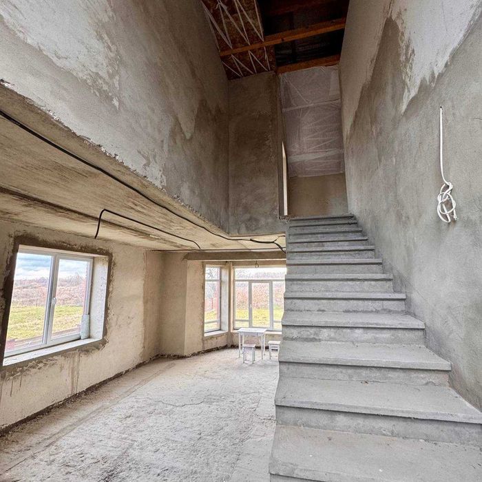 Продається будинок у с. Старий Лисець (5 км до Івано-Франківська)