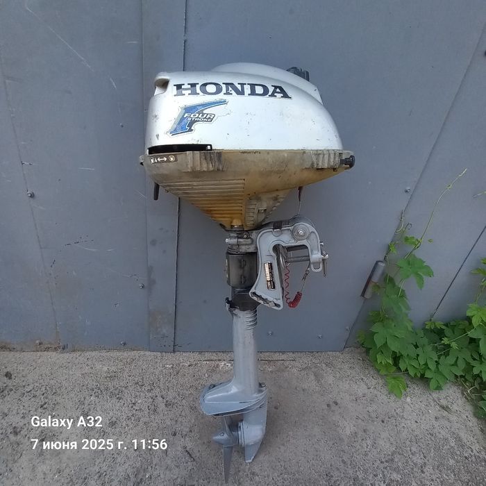 Лодочный мотор Honda BF 2