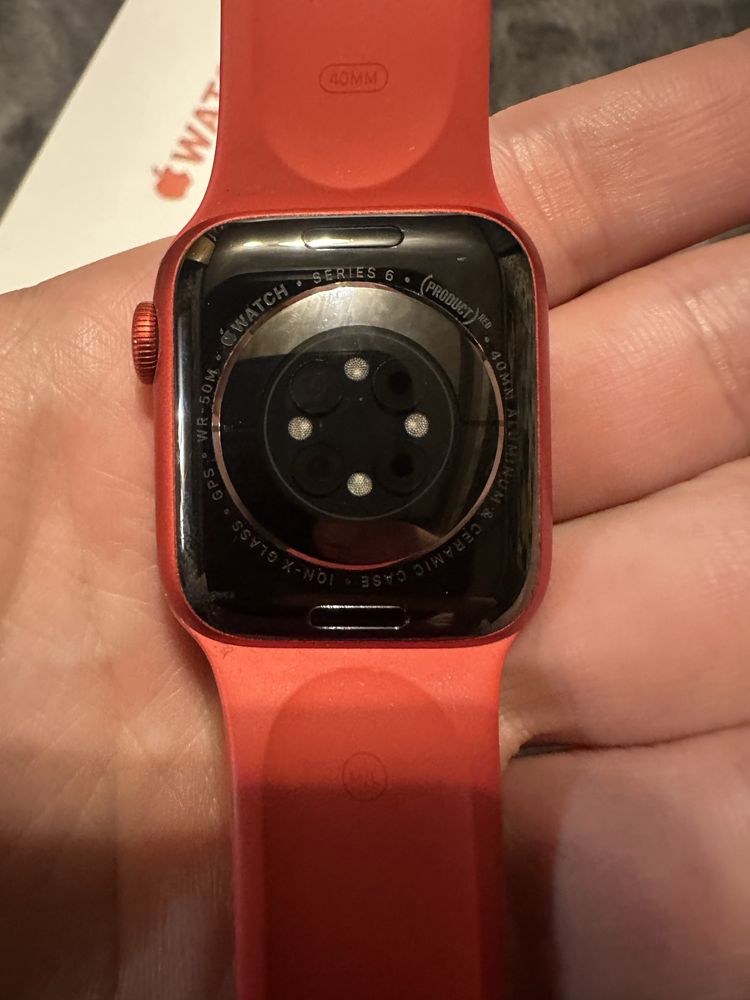 Apple watch 6 series product red